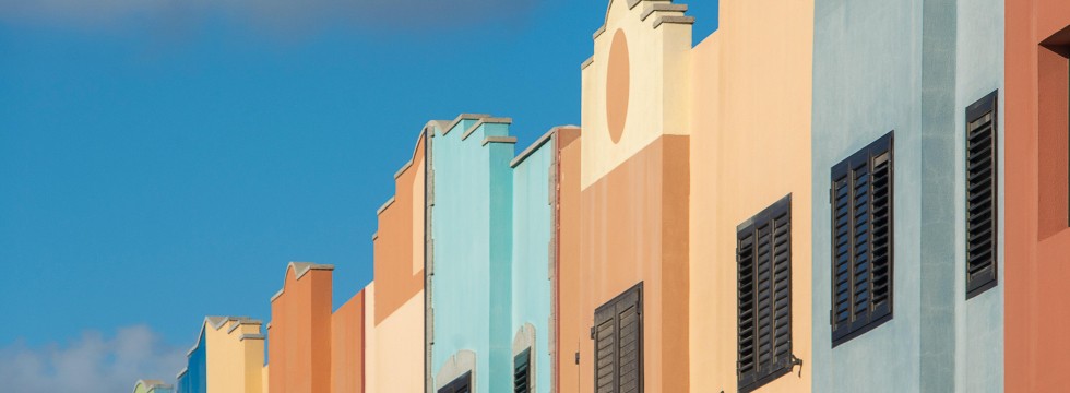huisjes-gekleurd-curacao