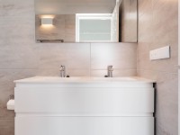 Verzorgde badkamer van de bungalow