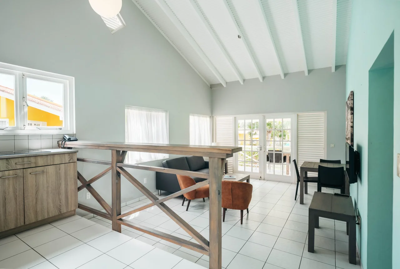 ruime-woonkamer-bon-bini-resort-curacao