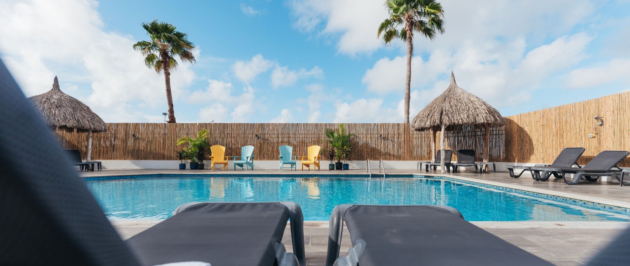 zwembad-zonneterras-curacao