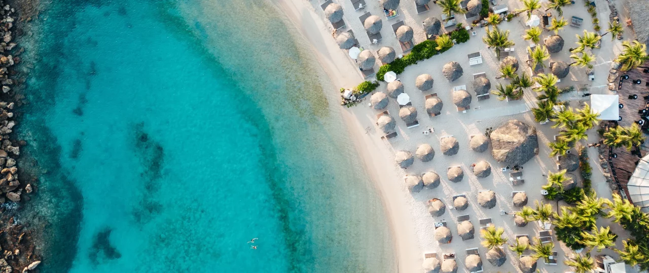 Luchtfoto Cabana Beach Curacao