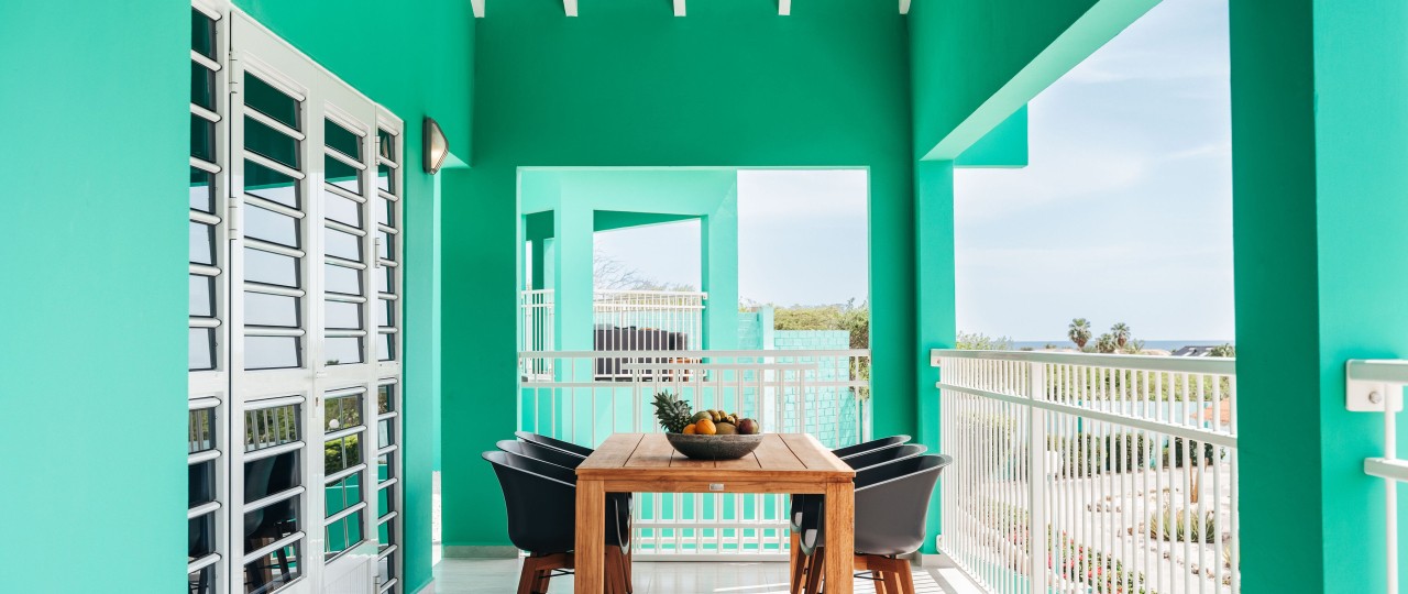 Mesa de jantar no bungalow do Bon Bini Resort Curaçao