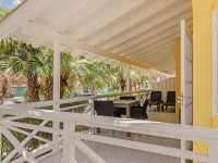 Balkom 1bedroom bungalow.jpg